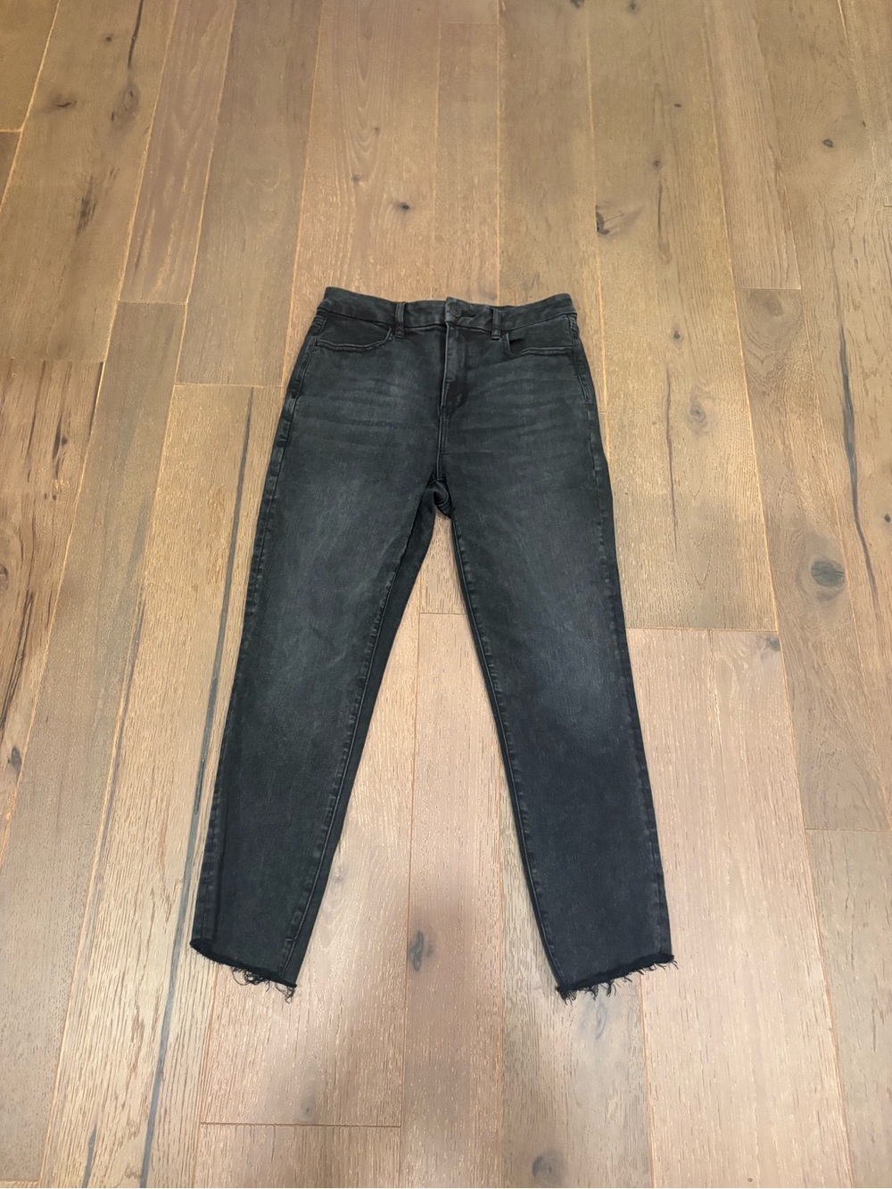 American Eagle $60 Next Level Stretch Hi-Rise Raw Hem Skinny Jeans Black 10 Long - Picture 2 of 12